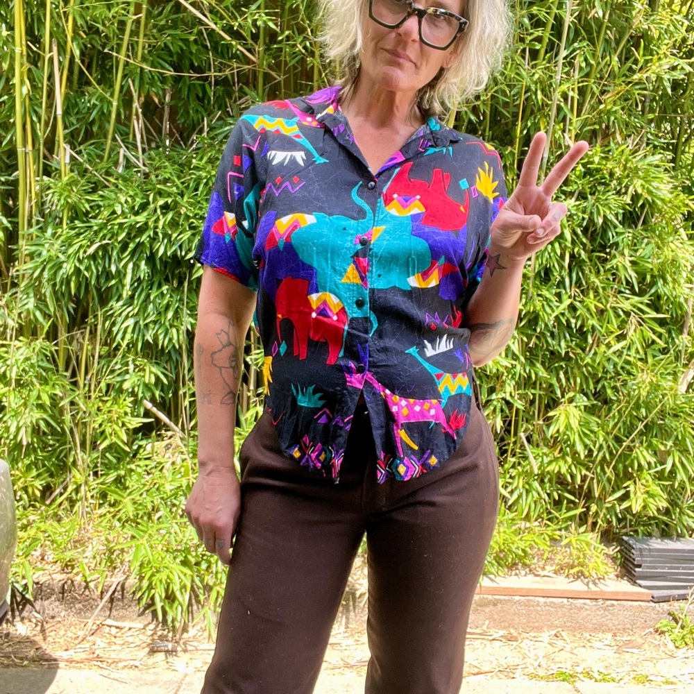 Robyn’s Nest 1980’s vintage elephant print button up women’s size small/medium
